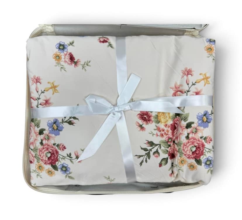 Комплект постельного белья с разноцветными цветами FAVOURITE TEXTILES 3