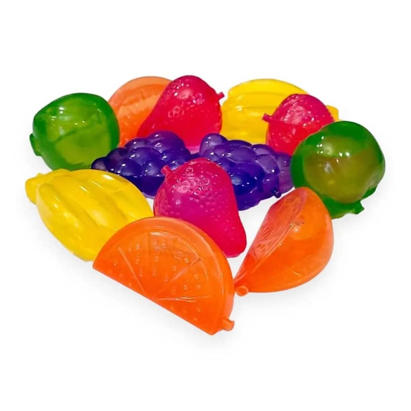 Fruit-Shaped Ice Cubes for Cocktails 4