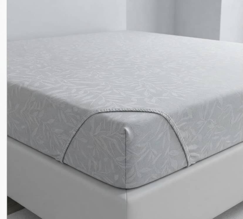 Простыня на резинке серая FAVORIT TEXTILES 2