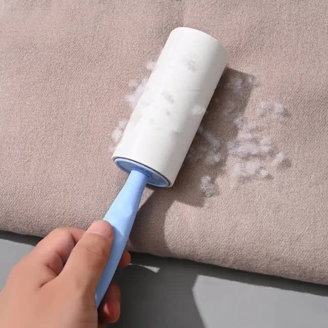 Clothing Lint Roller 2