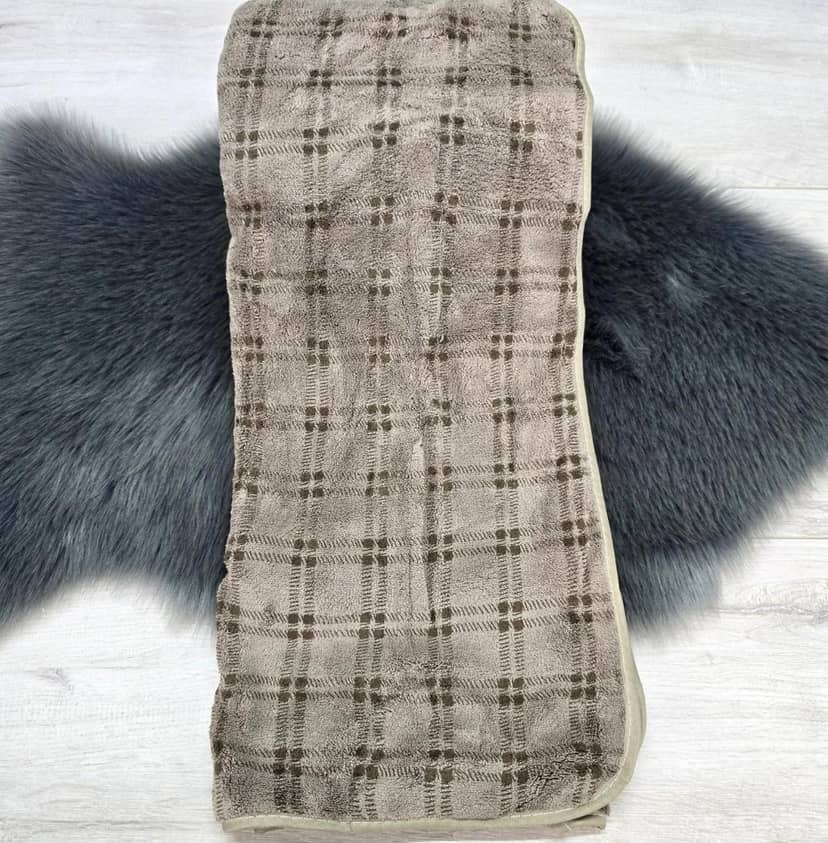 Brown Checkered Pattern Towel 3