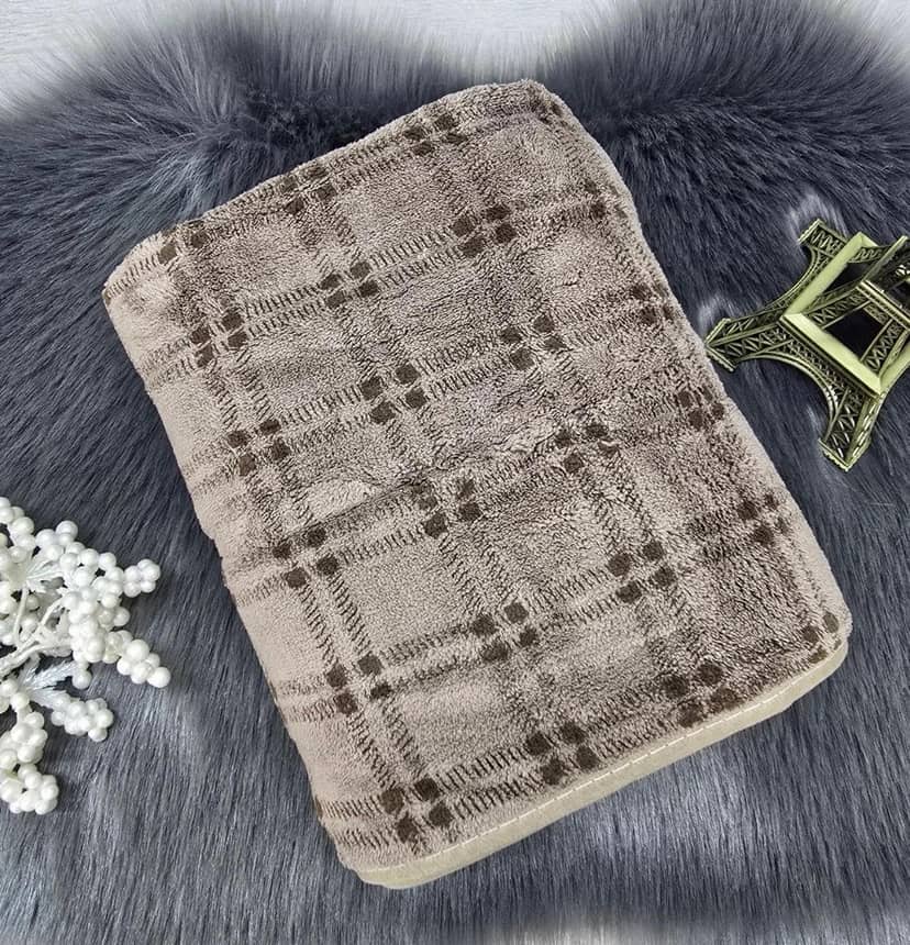 Brown Checkered Pattern Towel 4